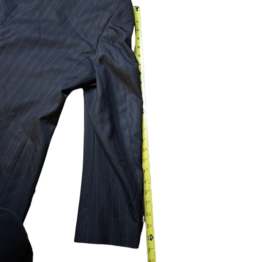 Haggar 40R Black with Light Blue Pin Stripe Sport Suit Jacket